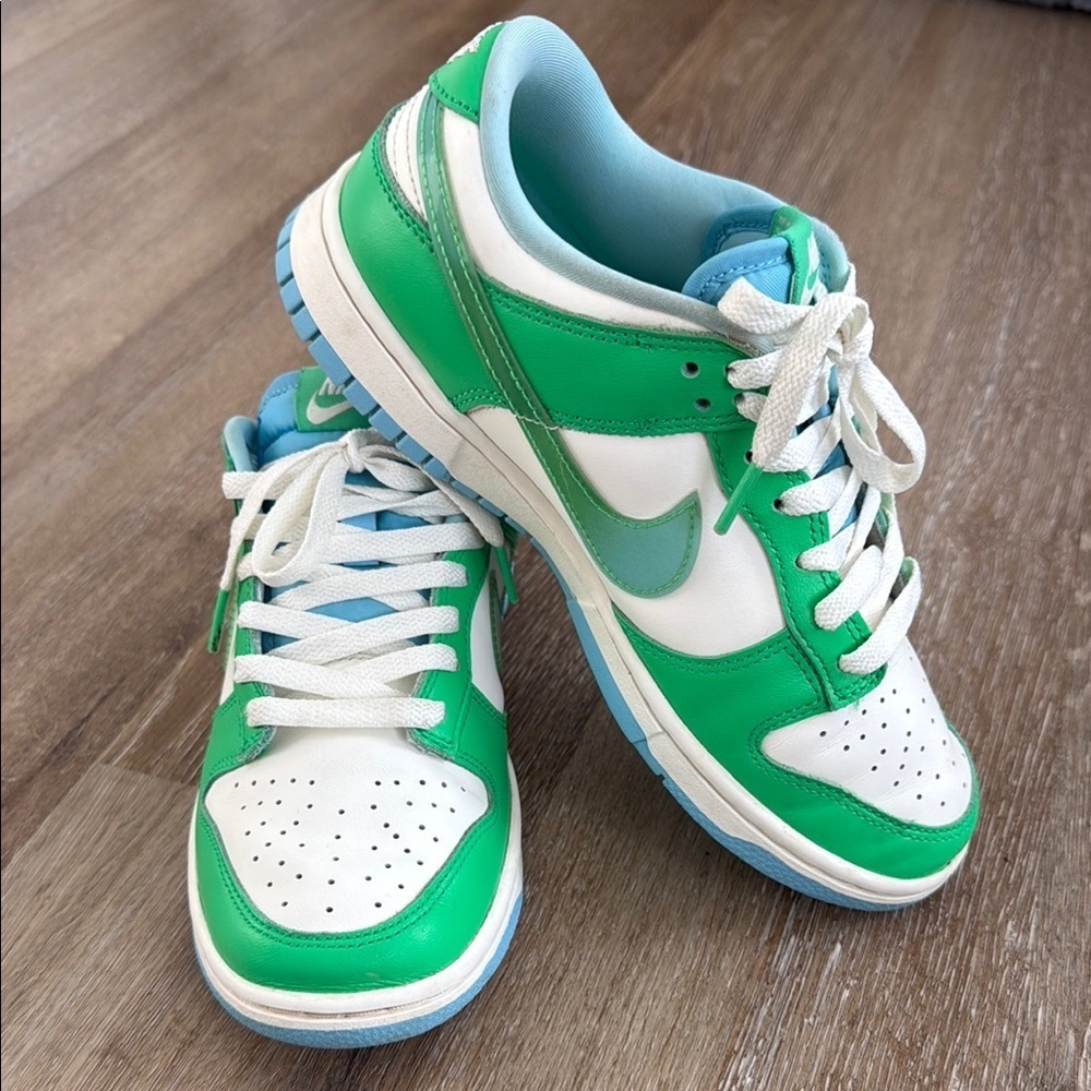 NIKE DUNK LOW GREEN WHITE BLUE-Retro Casual Sneakers Size 6M/7.5W